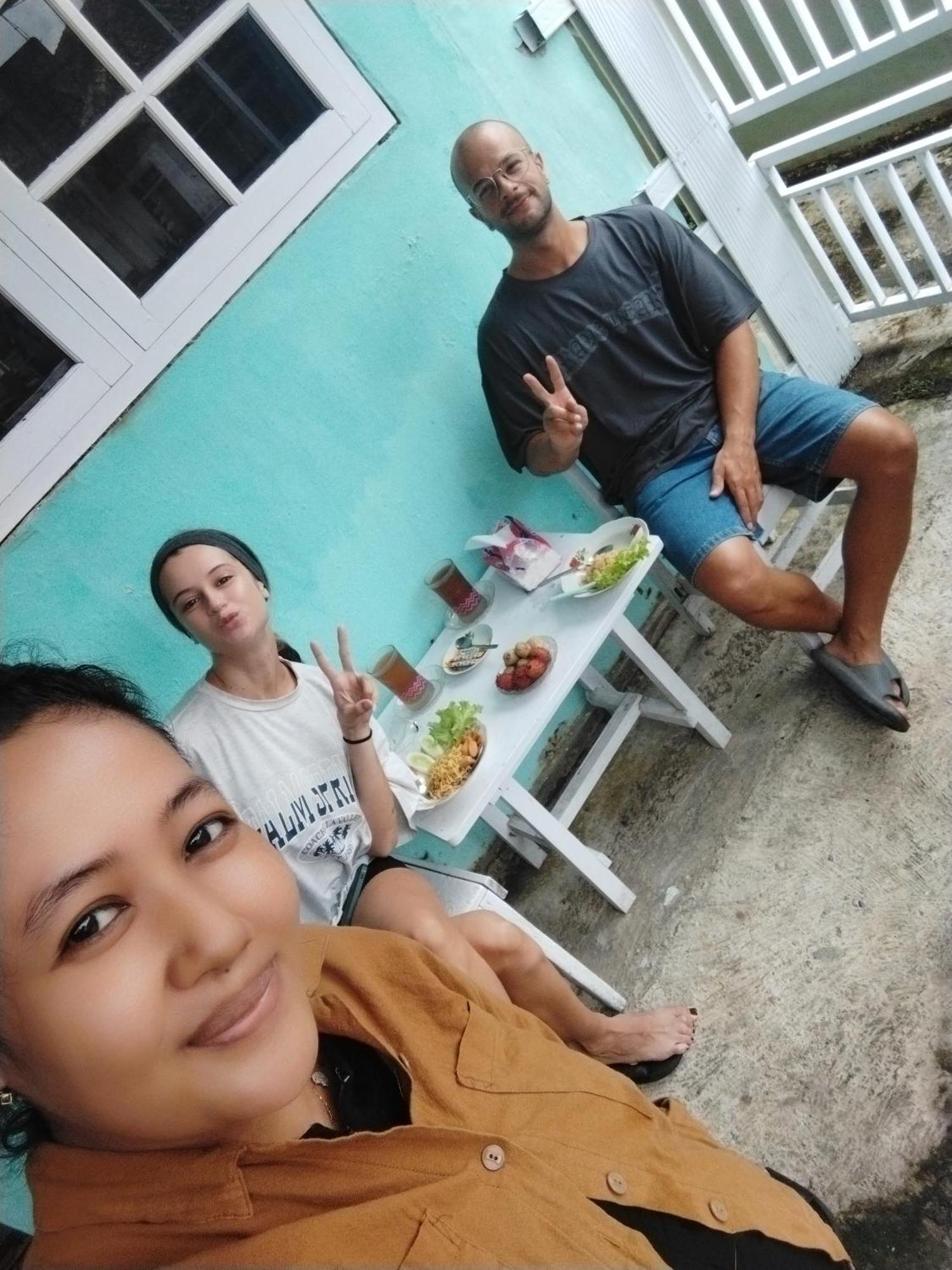 Nio Homestay And Tour Licin Екстер'єр фото